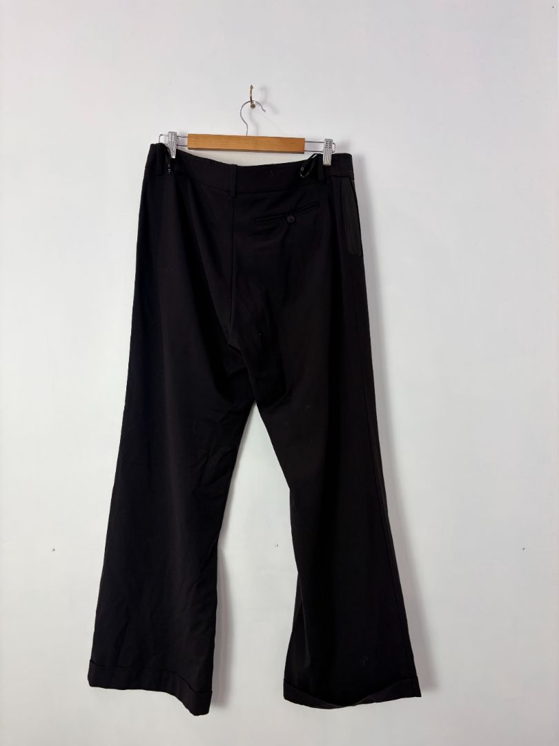 WORLD Trousers, M / L