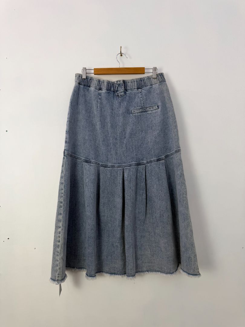 Moochi Midi Skirt, 12