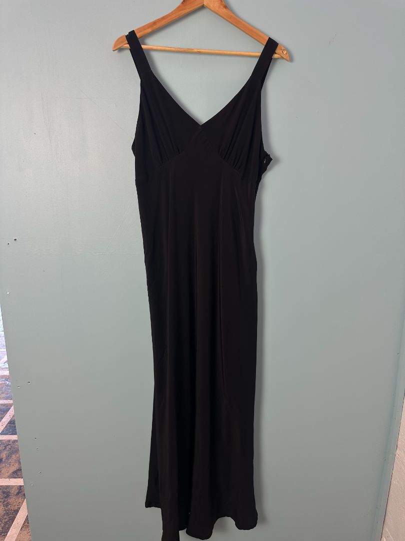 juliette hogan Midi Dress, 12